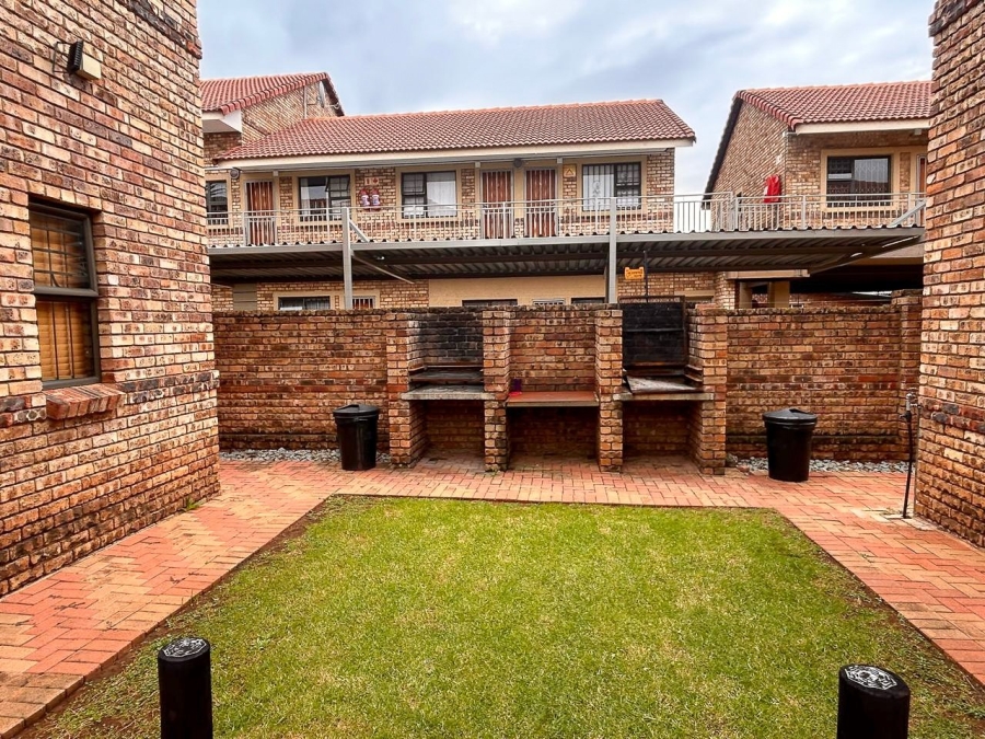 2 Bedroom Property for Sale in Die Bult North West